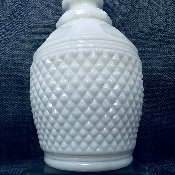 Vintage Cambridge Mount Vernon White Milk Glass Alcohol Decanter Bottle Decor - Picture 2 of 12